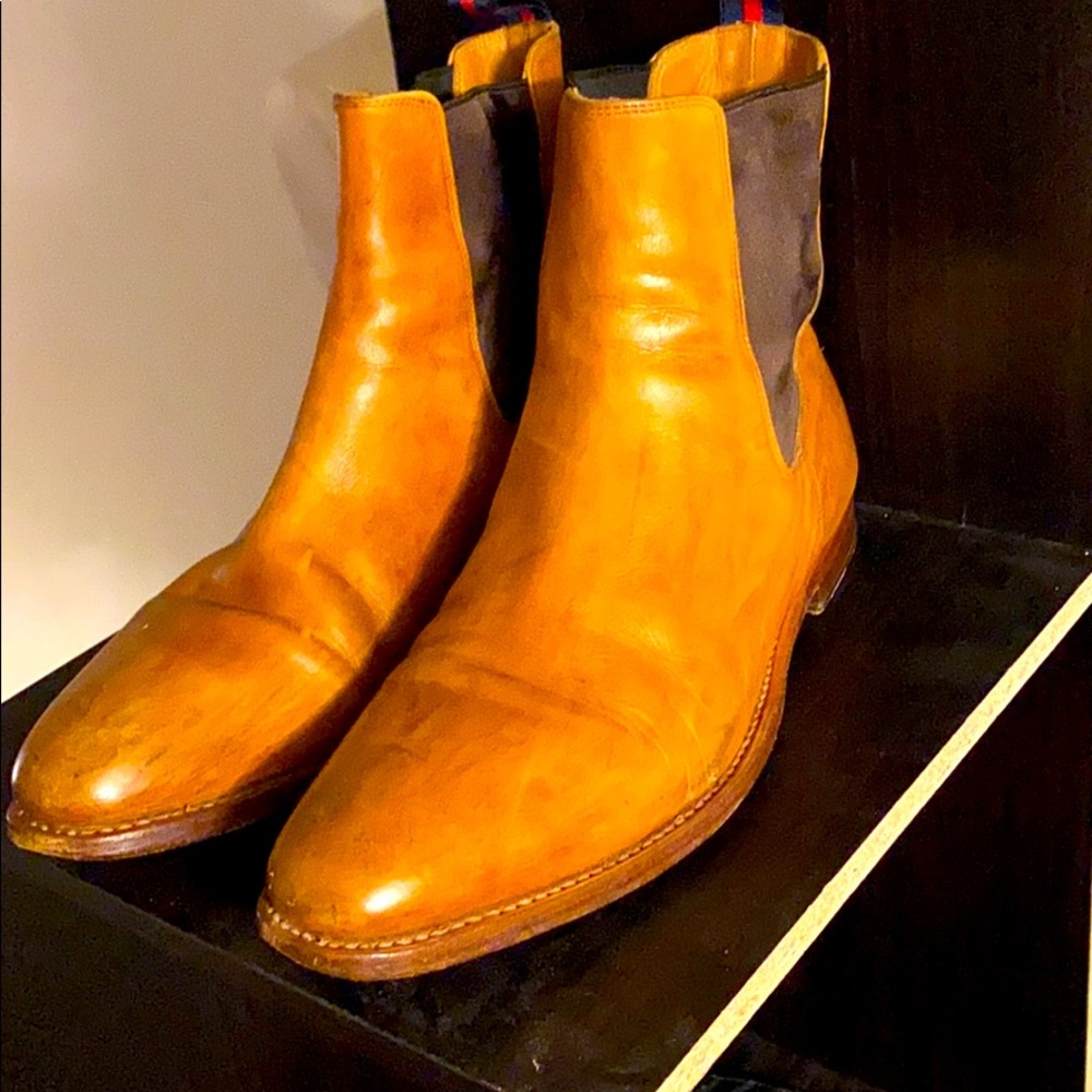 Chelsea boots